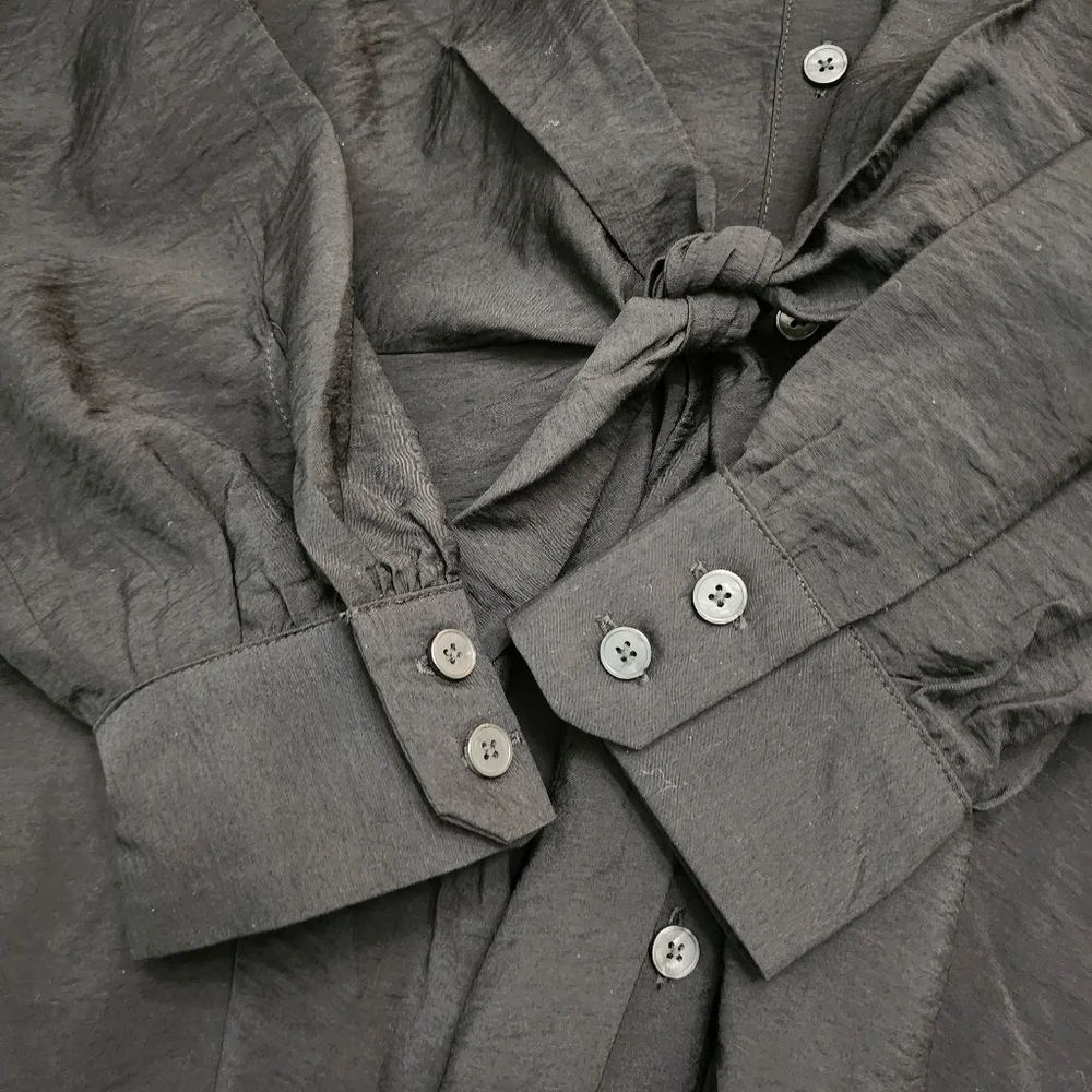Loft Black Half Button-Up Dress Knot Tie Waist Longsleeves Size 12P - Picture 4 of 7